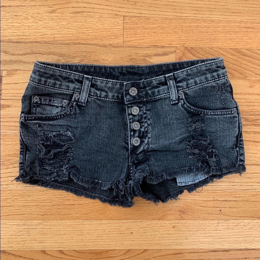 Women’s LF Dark Wash CARMAR Denim Shorts Size 26